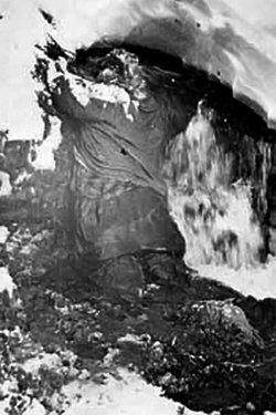 Фото Л. Дубининой в ручье